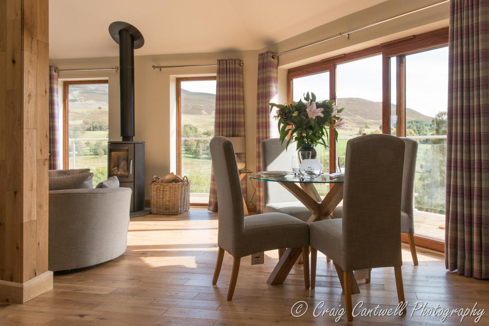 Dalnoid Cottages & Treehouses Nr Glenshee 外观 照片