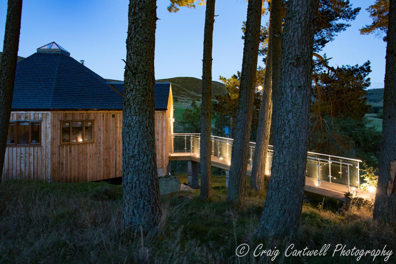 Dalnoid Cottages & Treehouses Nr Glenshee 外观 照片